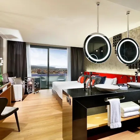 Hard Rock Tenerife מלון אדחה