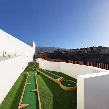 Hard Rock Tenerife מלון אדחה